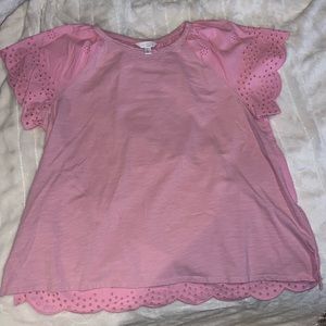 Women’s pink top